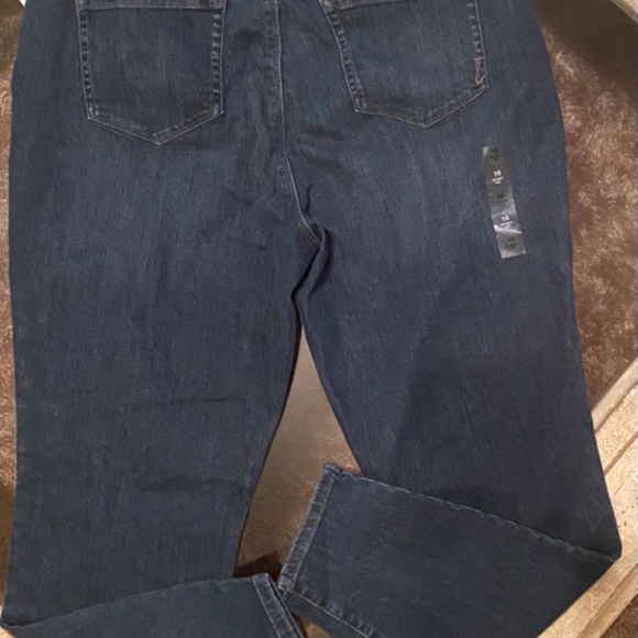 Style & Co Dark Wash Denim Jeans - Picture 3 of 4